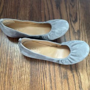 🩷🎉HOST PICK🩷🎉BEST IN SHOES👠J. Crew Anya suede Ballet Flats gray blue size 7